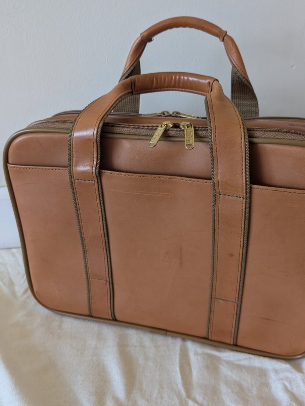 Hartmann Belting Leather Briefcase or Computer Case, Dual Compartment - Picture 3 of 16